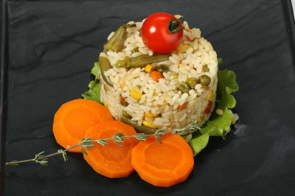 Рис з овочами